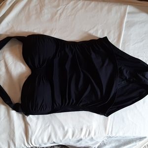 Tommy Bahama Black one piece bandeau rucched swimsuit size 10